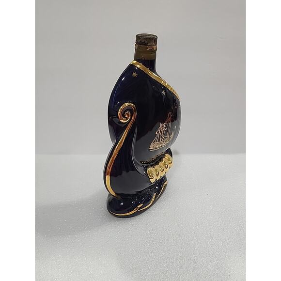 Liquor Bottle Larsen Ship Cognac LIMOGES Porcelain, Hand Decorated 24 K GOLD - Picture 11 of 13